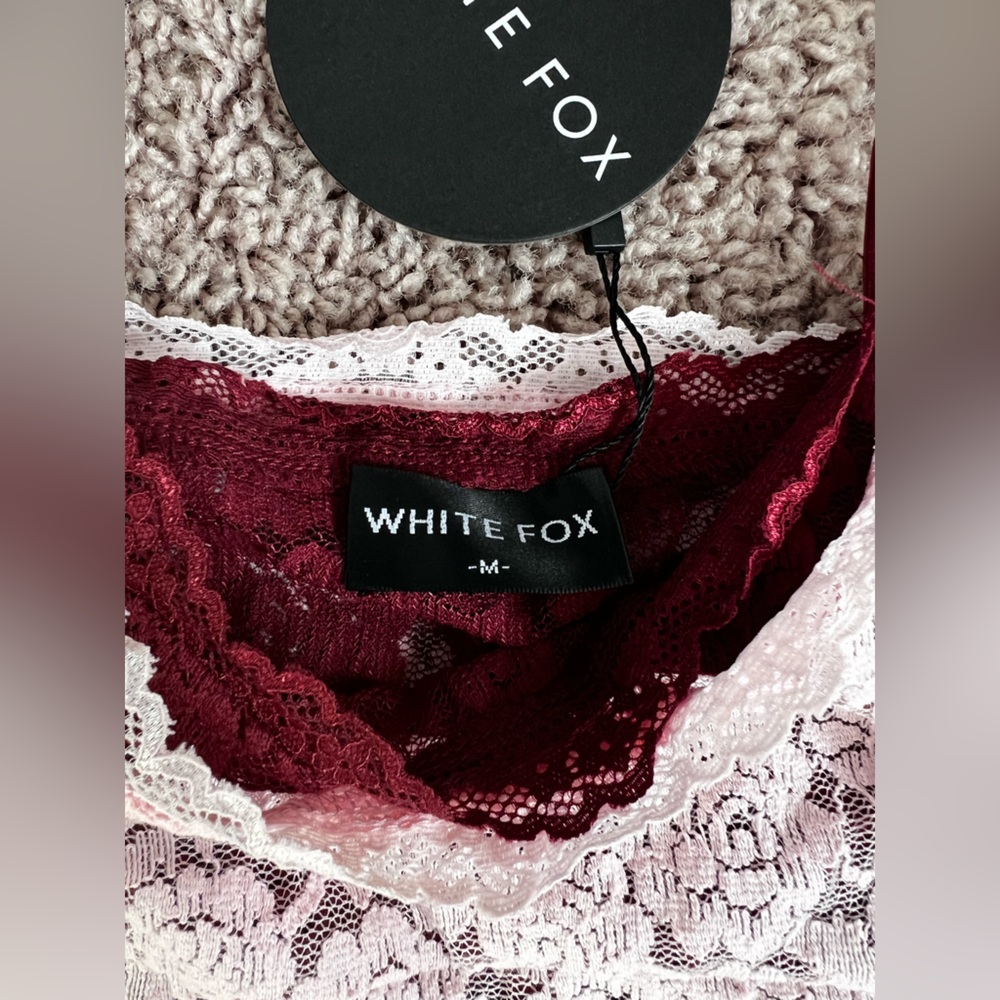 NEW WHITE FOX Lace Trim Cami Top - Pink and White Size Medium - Picture 3 of 5